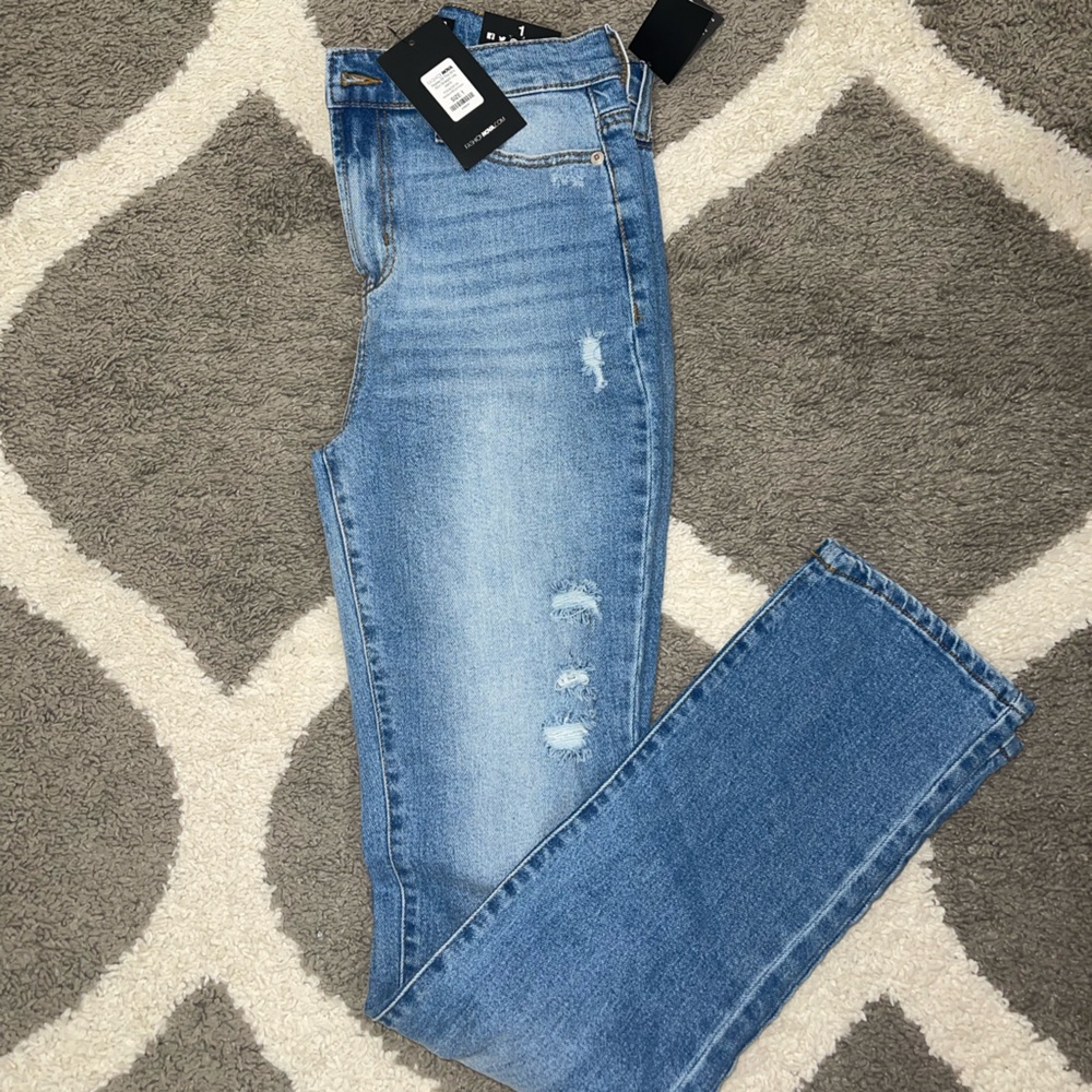 Fashionnova Straight Leg Medium Blue Jeans Size 1